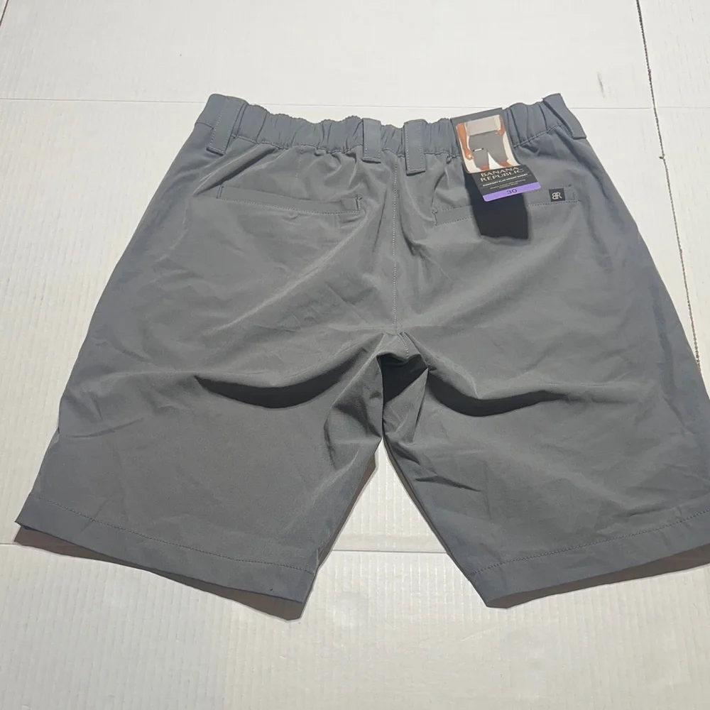 NWT Banana Republic Gray comfort flat front Shortsw pockets & zipper lightweight